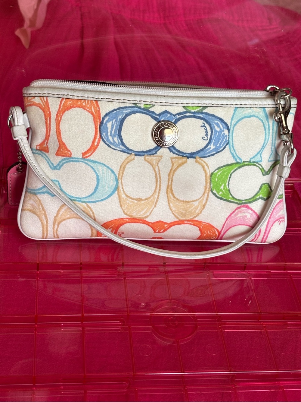 Coach Y2K Multicolor Scribble Hampton C Wristlet White Canvas Pink Hangtag